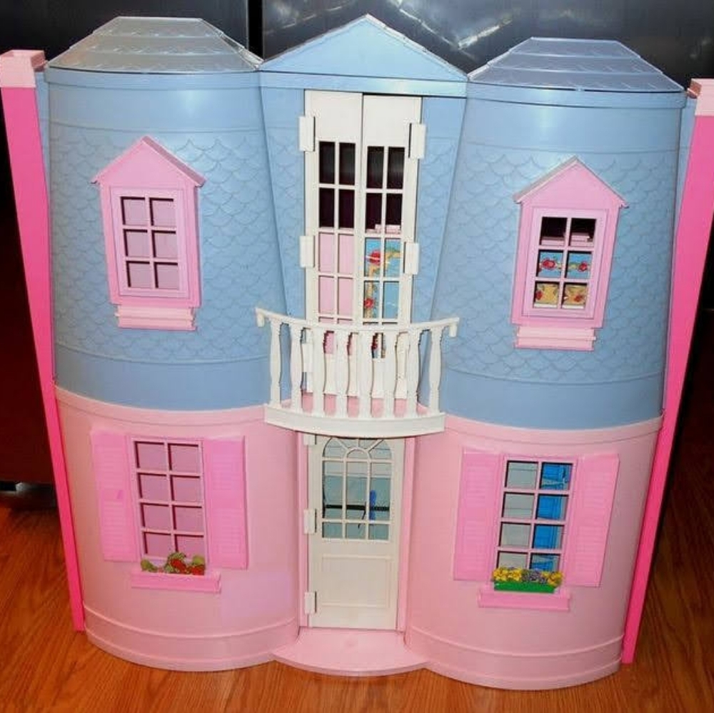 Dollhouses